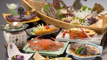 食事・飲み物 / 32