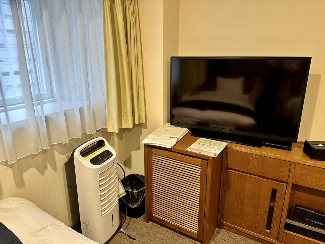 部屋の温度設定は出来ません