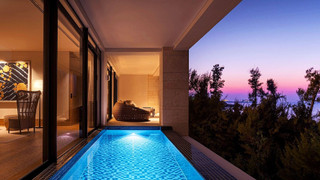 [プライベートプール]  エグゼクティブ・スイートルーム ３階/ 2ベッドルーム