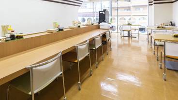 朝食スペース / 9