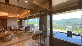 陵（Ryo）-　大文字側・露天風呂付コーナー和洋室（98m2）禁煙