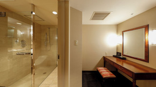 プレミアスイートダブル 禁煙 (80平米)