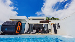 エグゼクティブ ヴィラ 3 ベッドルーム プライベートプール プールビュー