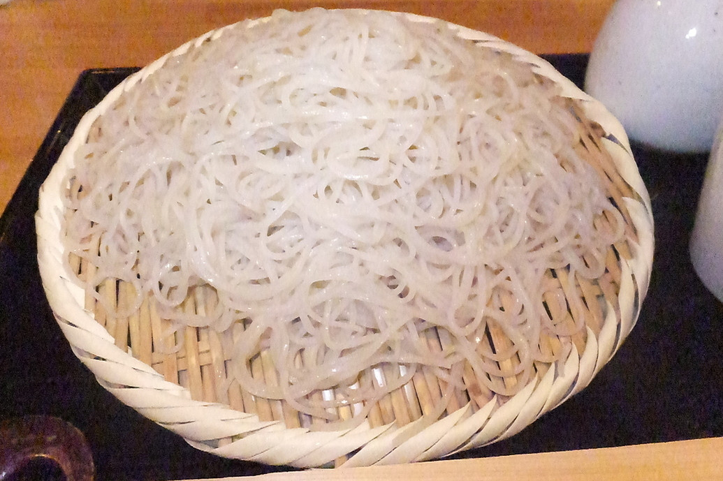 「花蕎」料理 669907 もり大盛　８００円　【　２０１５年４月　】