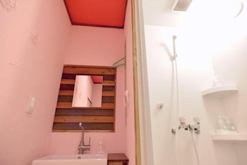 3. カラフルでかわいい♡いつでも安く泊まれる「Good Trip Hostel & Bar」3483286