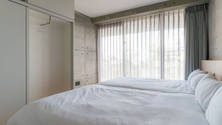 コンドミニアム (1)