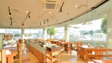 朝食スペース / 11