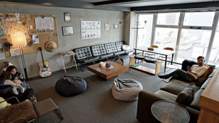 プライベート部屋　２段ベッド　下段セミダブル　上段セミダブル（２名様用）