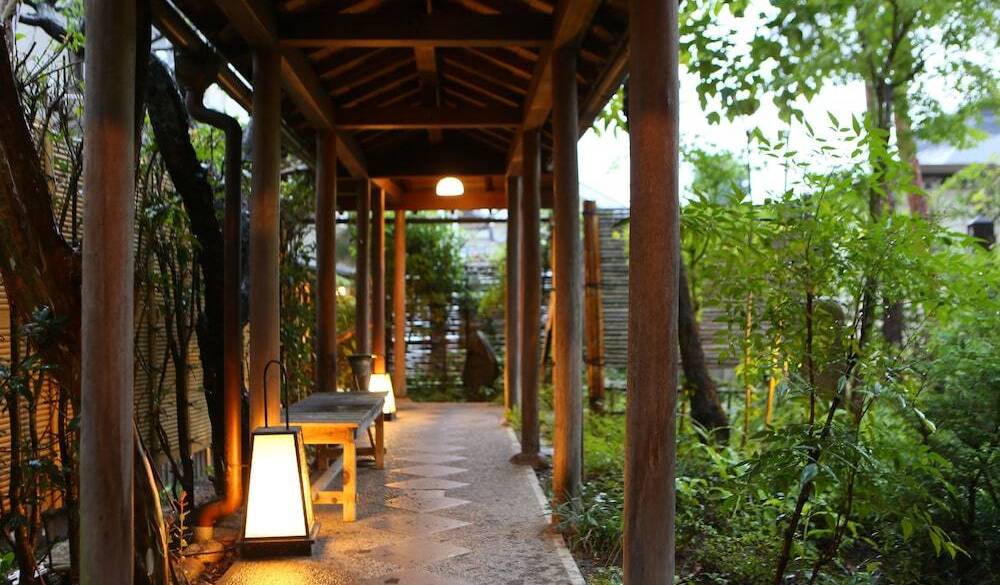 貸切風呂への回廊 / 4