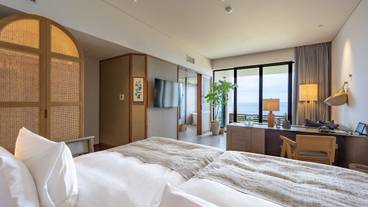 オーシャンビュー パノラマ スイート/ベッド / 10