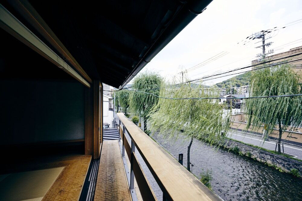 ANJIN GION SHIRAKAWA3490313