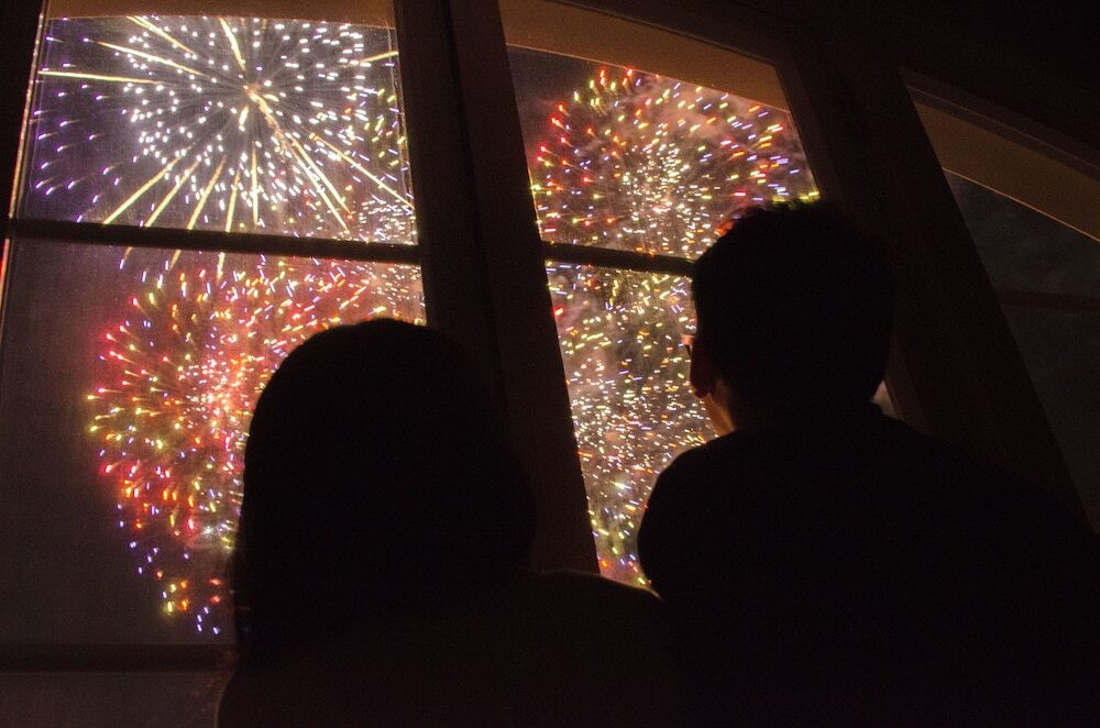 開放感抜群！オーシャンフロントの客室は花火も見られる特等席3997089