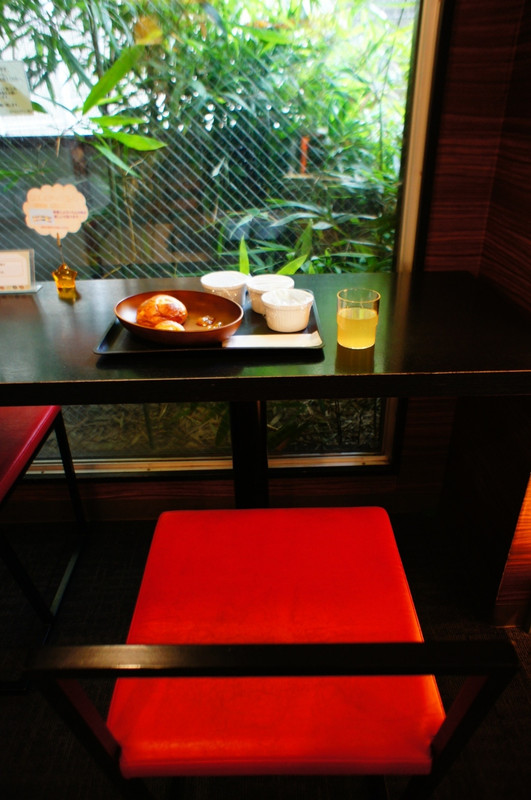 エントランスが朝食会場