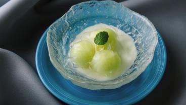 食事・飲み物 / 19