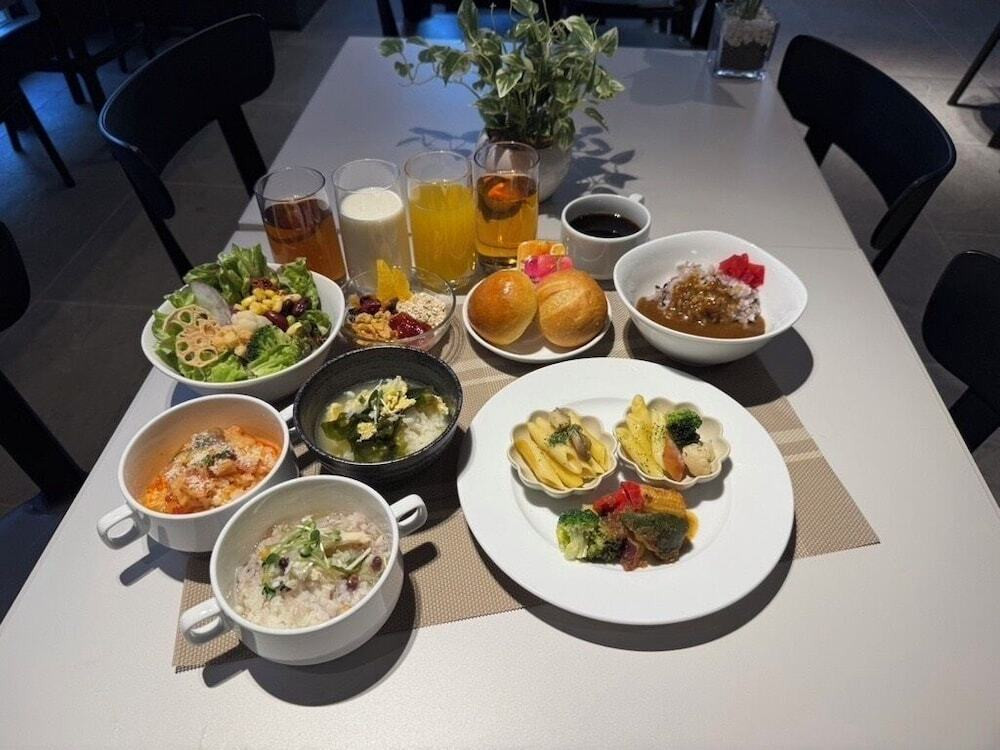 朝食ビュッフェ