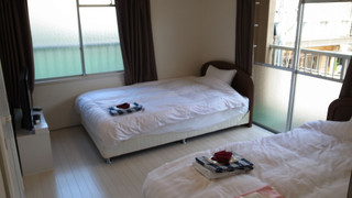 滞在型2DK（ツイン+和室6畳+ダイニング+キッチン）喫煙可