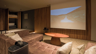 [D] 2クイーンベッド + 小上り / ペット不可 6名定員 禁煙