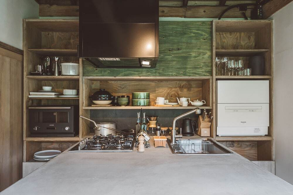 崖の家 KONAGATA 2 キッチン