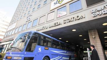 空港シャトルバス / 2