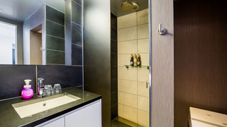 ラグジュアリー シャレー 2 ベッドルーム (Phoenix)