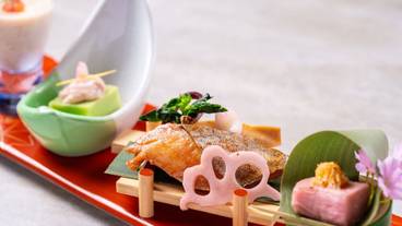 食事・飲み物 / 23