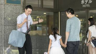 チェックイン / チェックアウト キオスク / 1