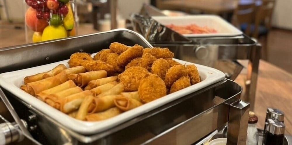 朝食ビュッフェ