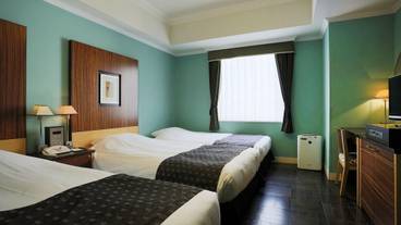 トリプルルーム / 5