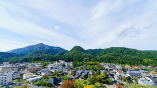 [弥彦連山大パノラマルーム]和室禁煙12.5+3畳+広縁