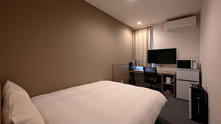 スタンダード ダブルルーム 禁煙 (23時以降のチェックインはできませんのでご注意ください)