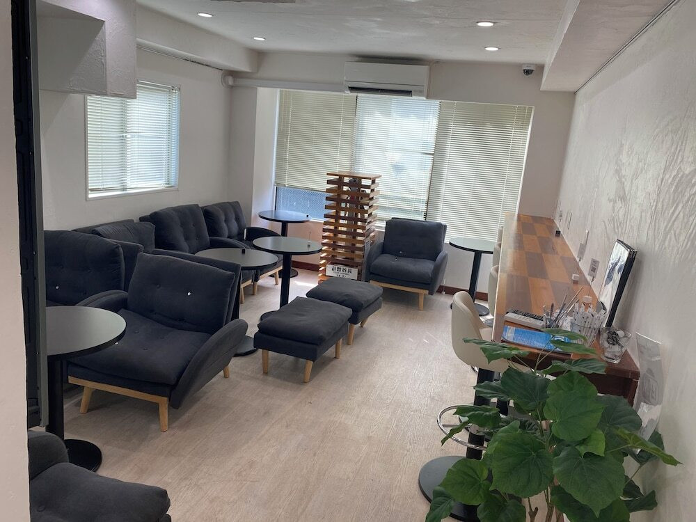 客室内のダイニングエリア