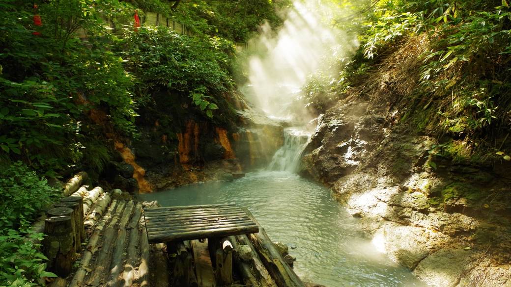 大湯沼川天然足湯 / 3