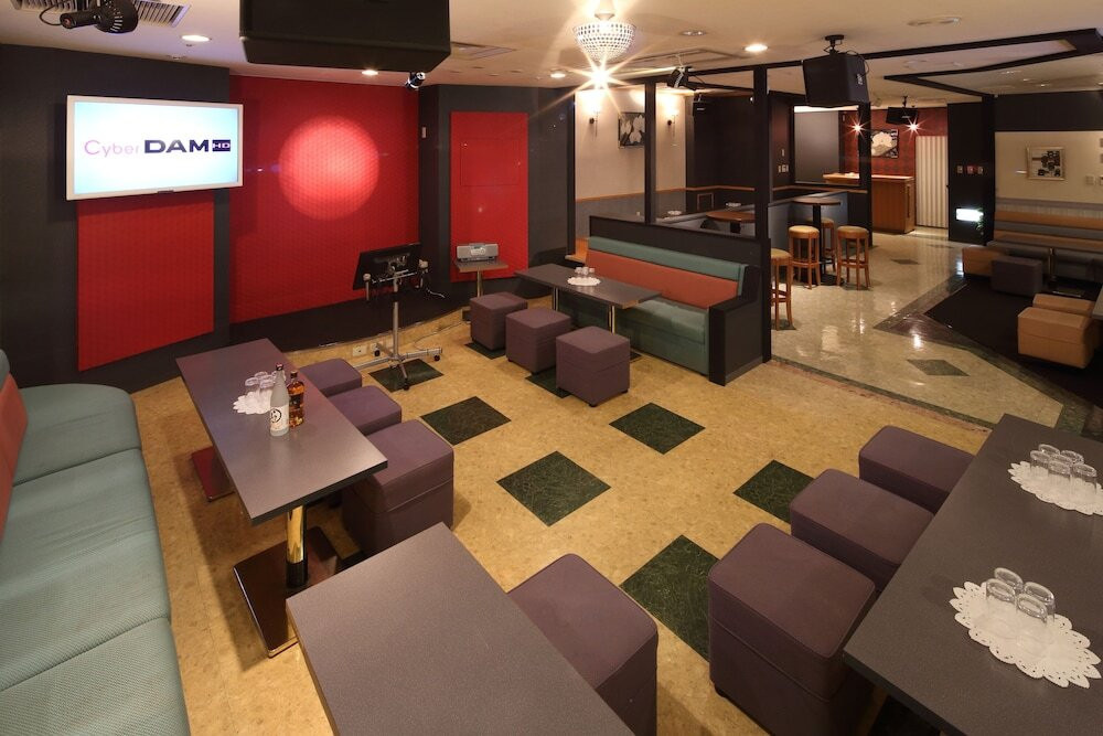 カラオケ ルーム