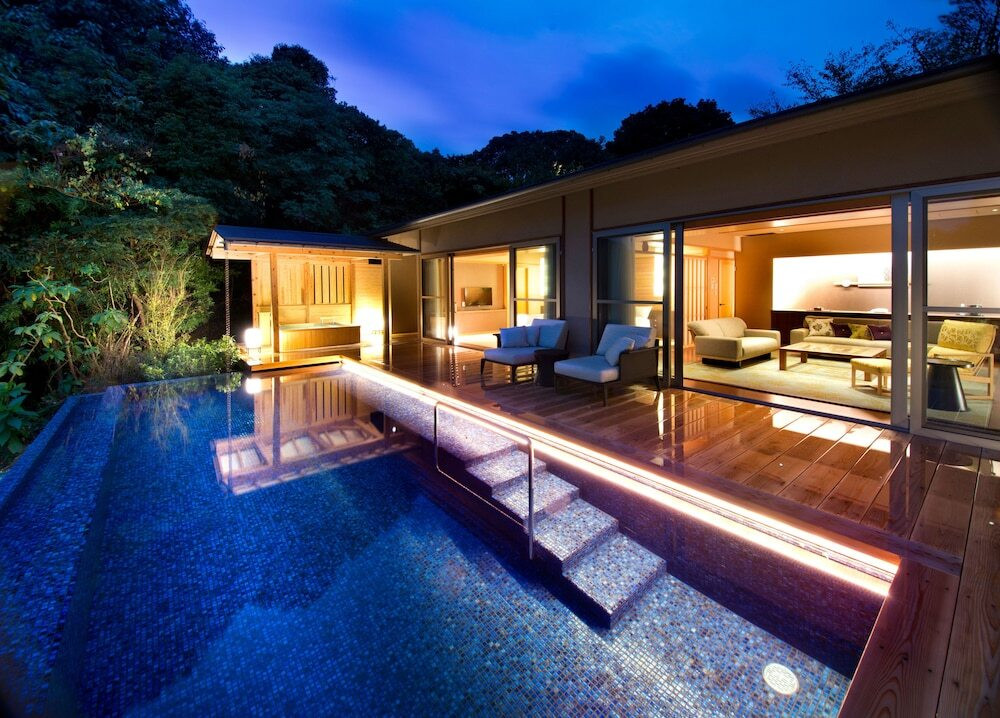 約5000坪の敷地内で、静かな休日を過ごせるプール付きヴィラ3643444