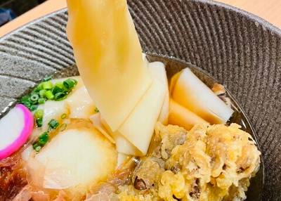 花山うどん 羽田エアポートガーデン店