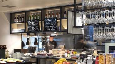 朝食ブッフェ① / 1