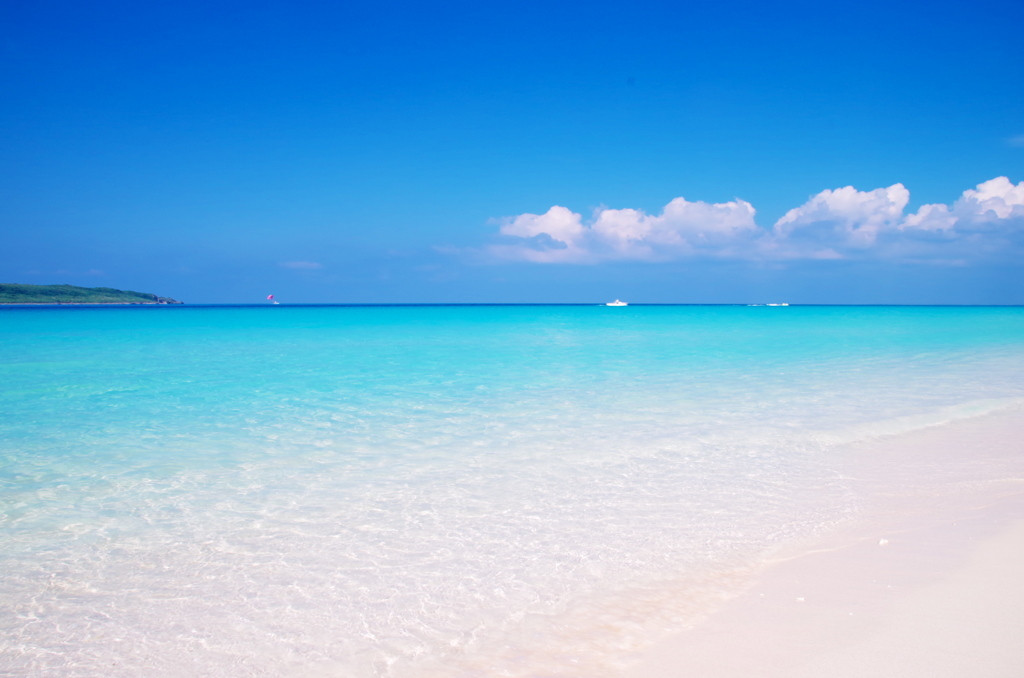 沖縄の離島で、島暮らしを体験してチルする3924774