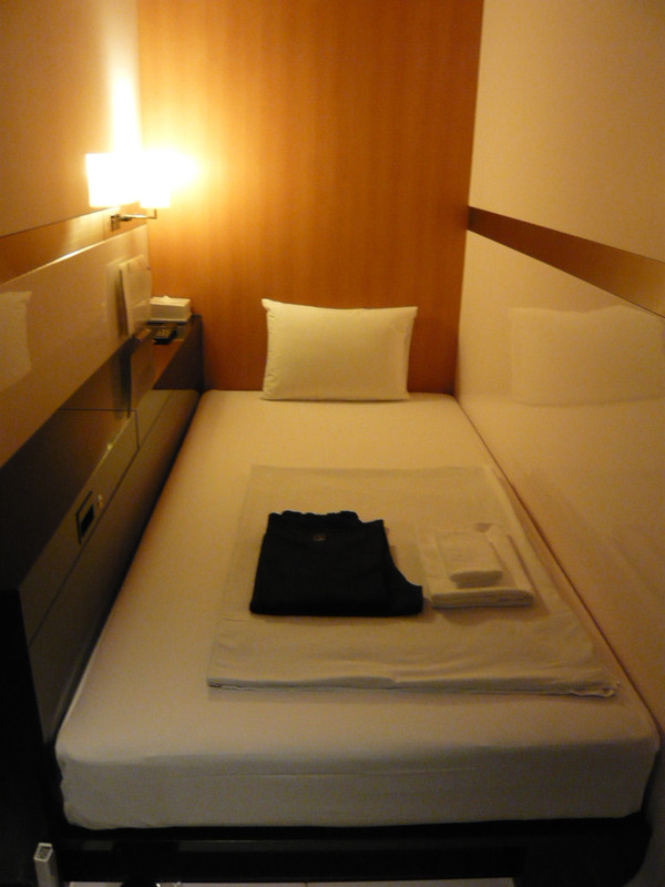 ５階　ビジネスキャビンルーム