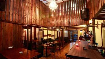 内部エントランス / 2