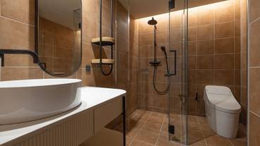 露天風呂付客室の浴室一例 / 13