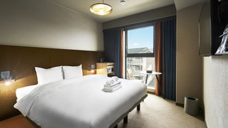 コンフォート キング エアウィーヴ パッド 禁煙 (シャワーブース付き*バスタブはありません)