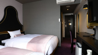 【禁煙】ツインルーム/ベッド幅120cm×2台/2名まで/19㎡