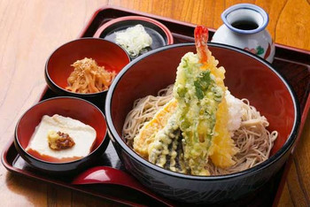 「徳善院蕎麦 極意」料理 782390 冷たいおろし蕎麦１,２９０円