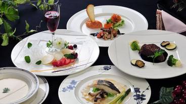 食事・飲み物 / 2