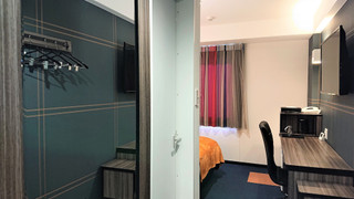 シングルルーム ダブルベッド 1 台 禁煙