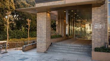 施設の入り口 / 9