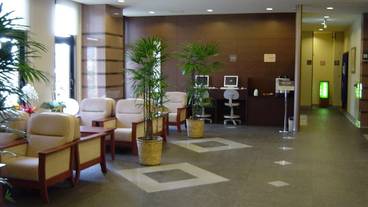 ロビー応接スペース / 3