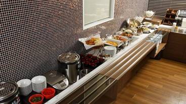 朝食ビュッフェ / 3