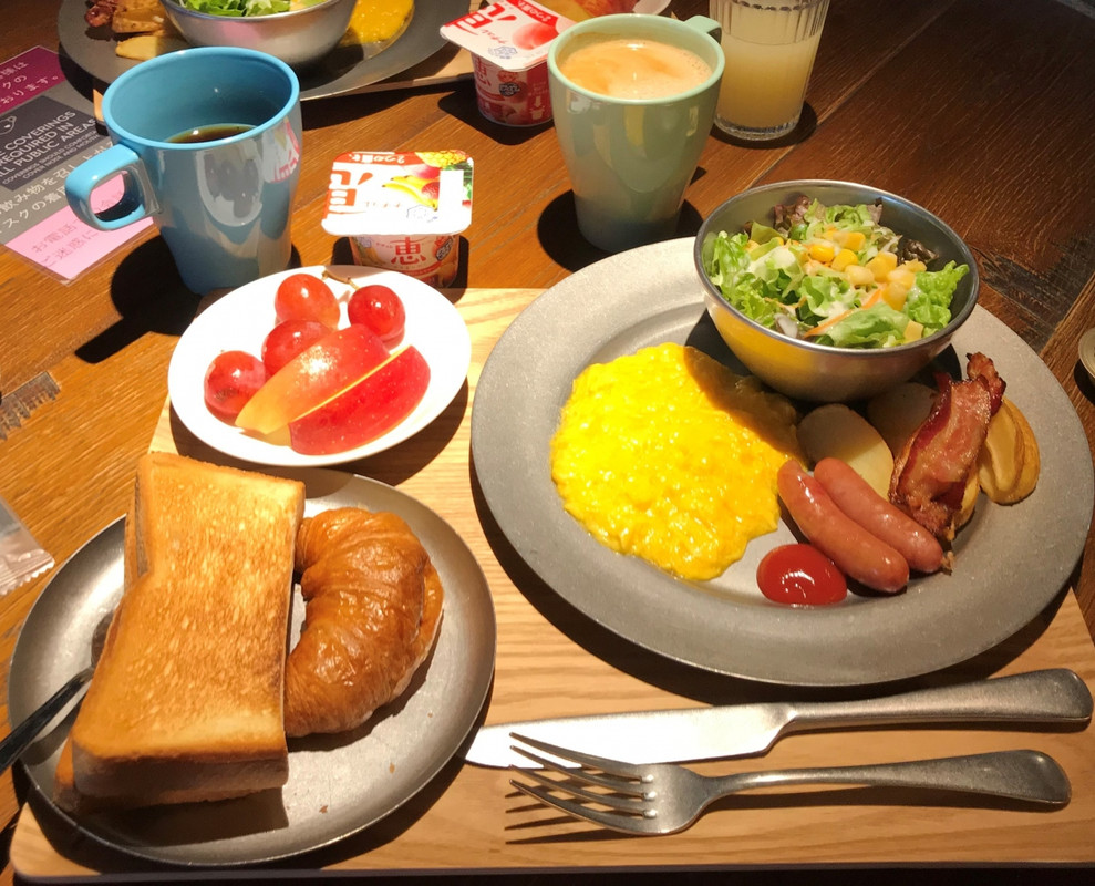 朝食