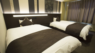 エコノミー 4 人部屋